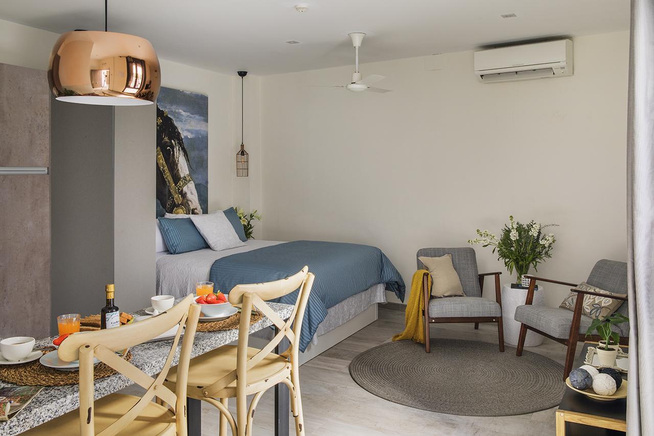 Matahacas Pool & Luxury Apartment Sevilla Bagian luar foto